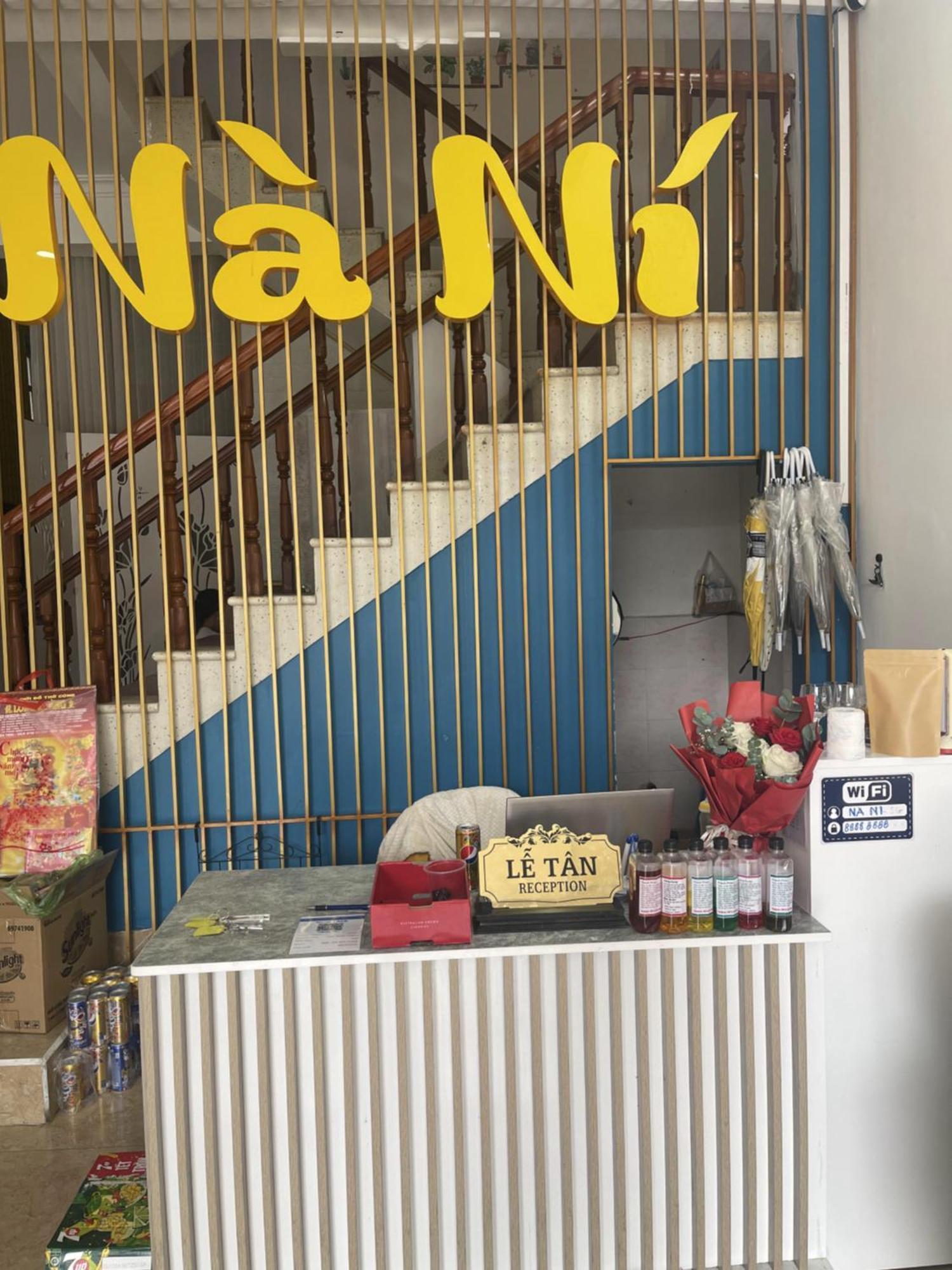 Na Ni